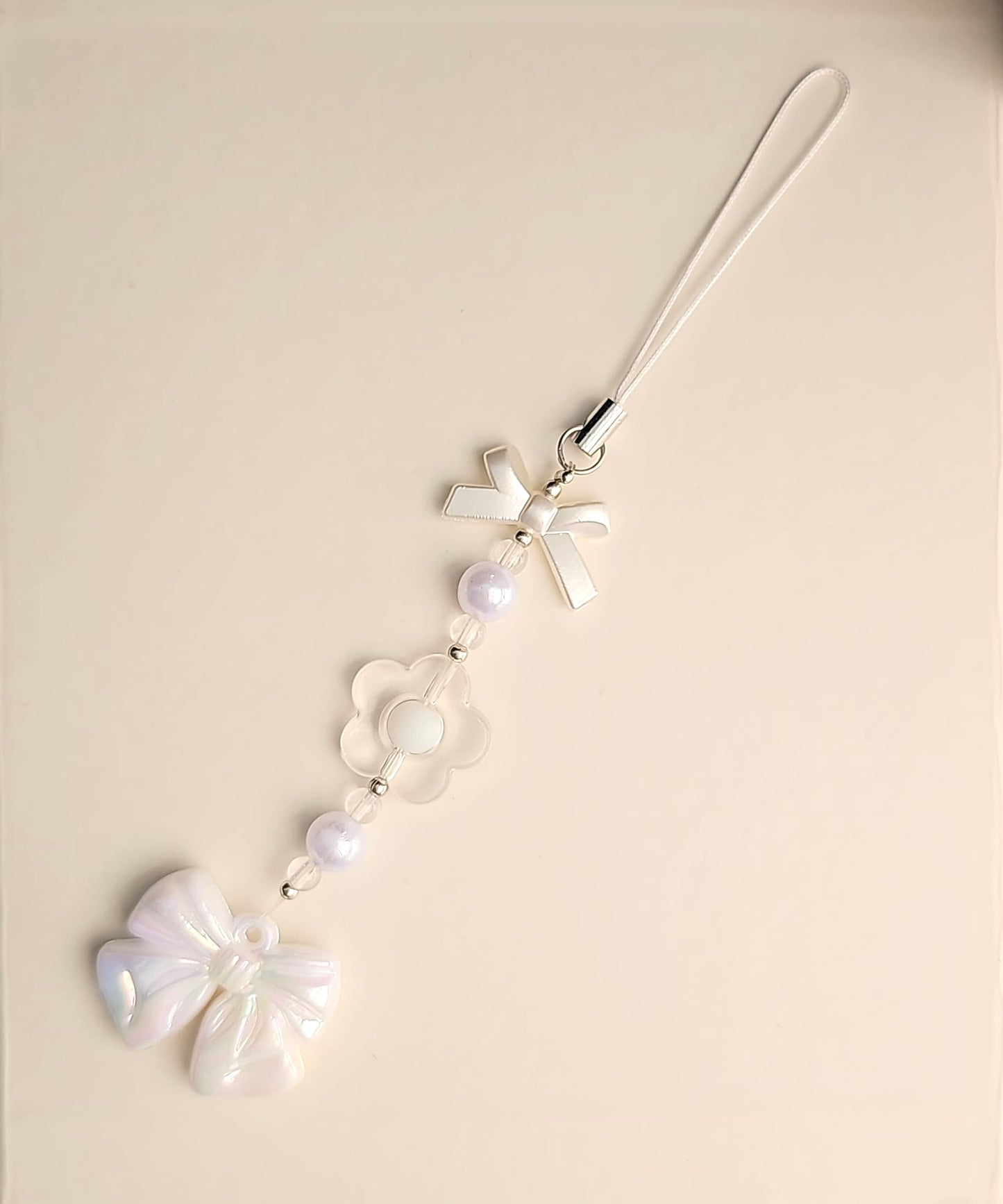 Pinteresty white aesthetic floral Phone charm