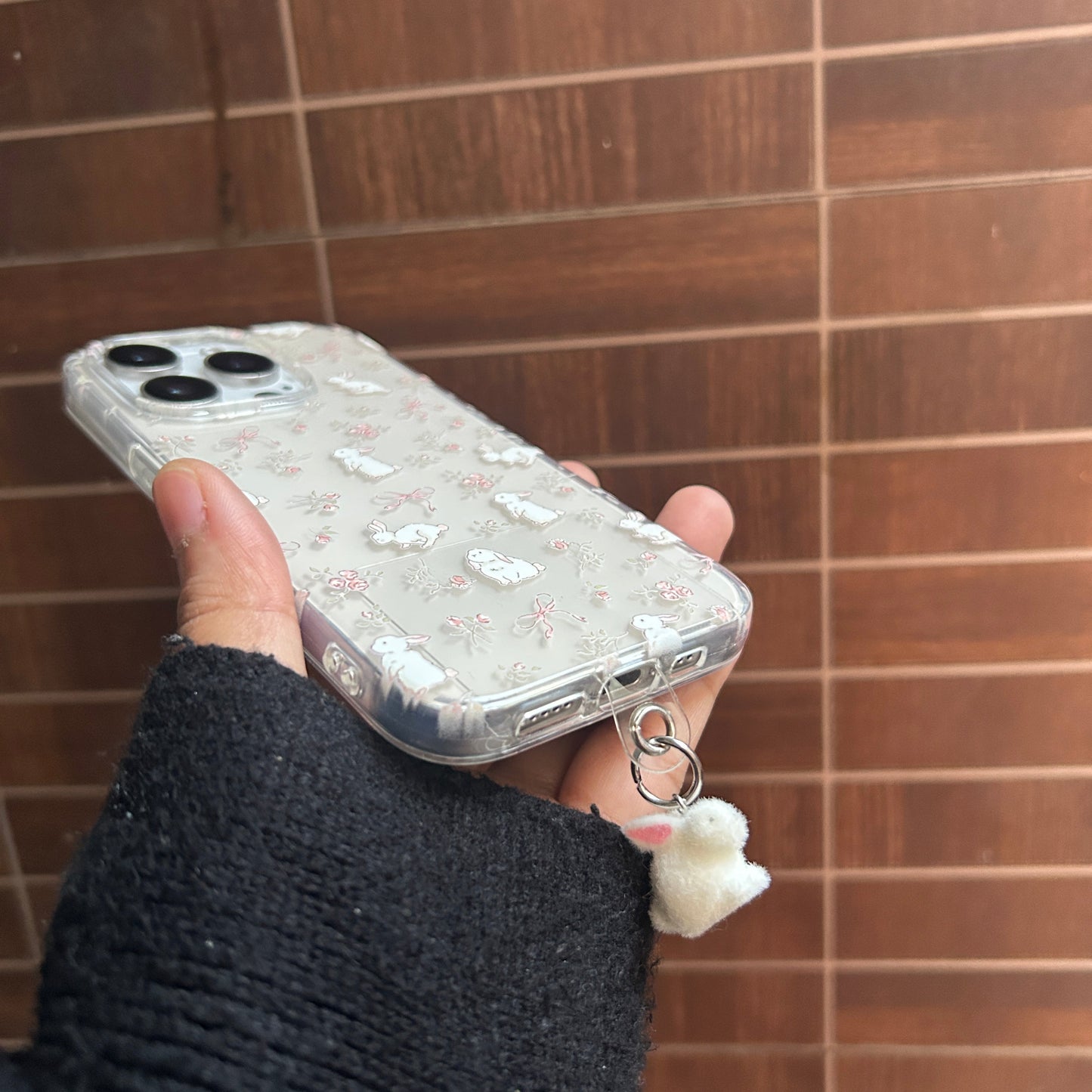 Milk Tea Bunny Case With Hanging Bunny