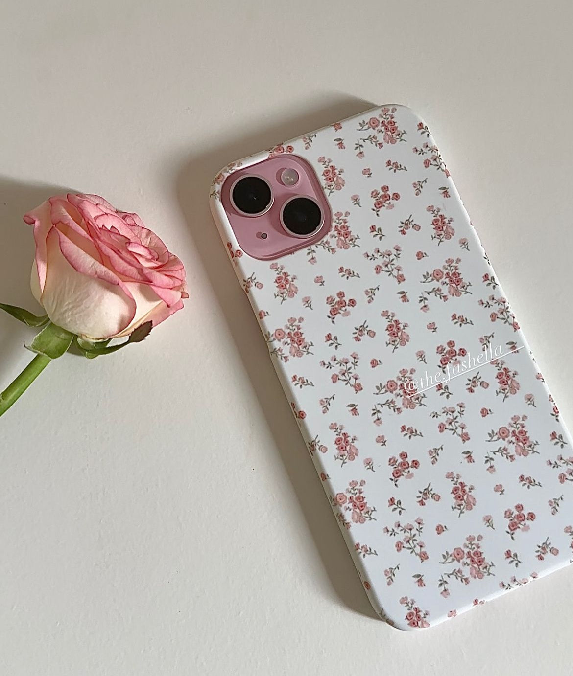 Prettiest pink phone cases combo