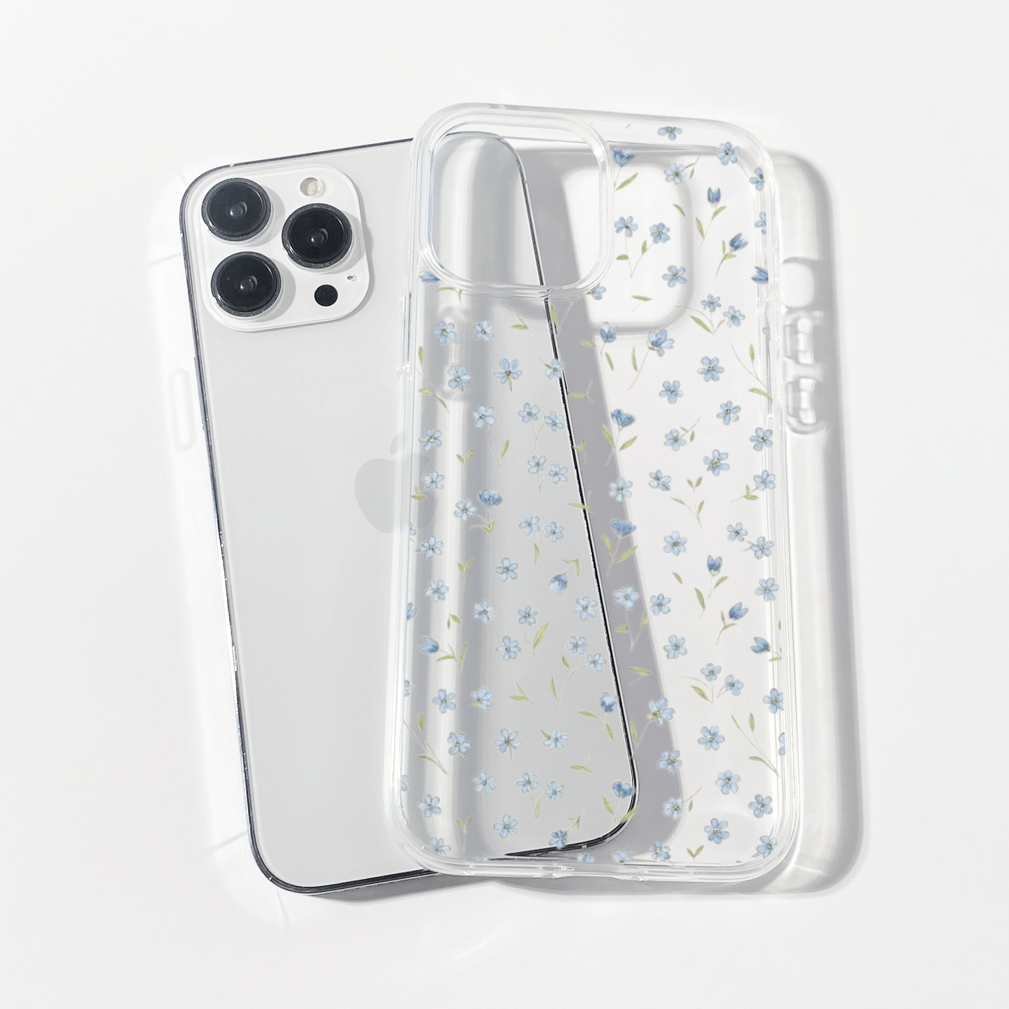 Blue Pretty Daisy Clear Phone Case