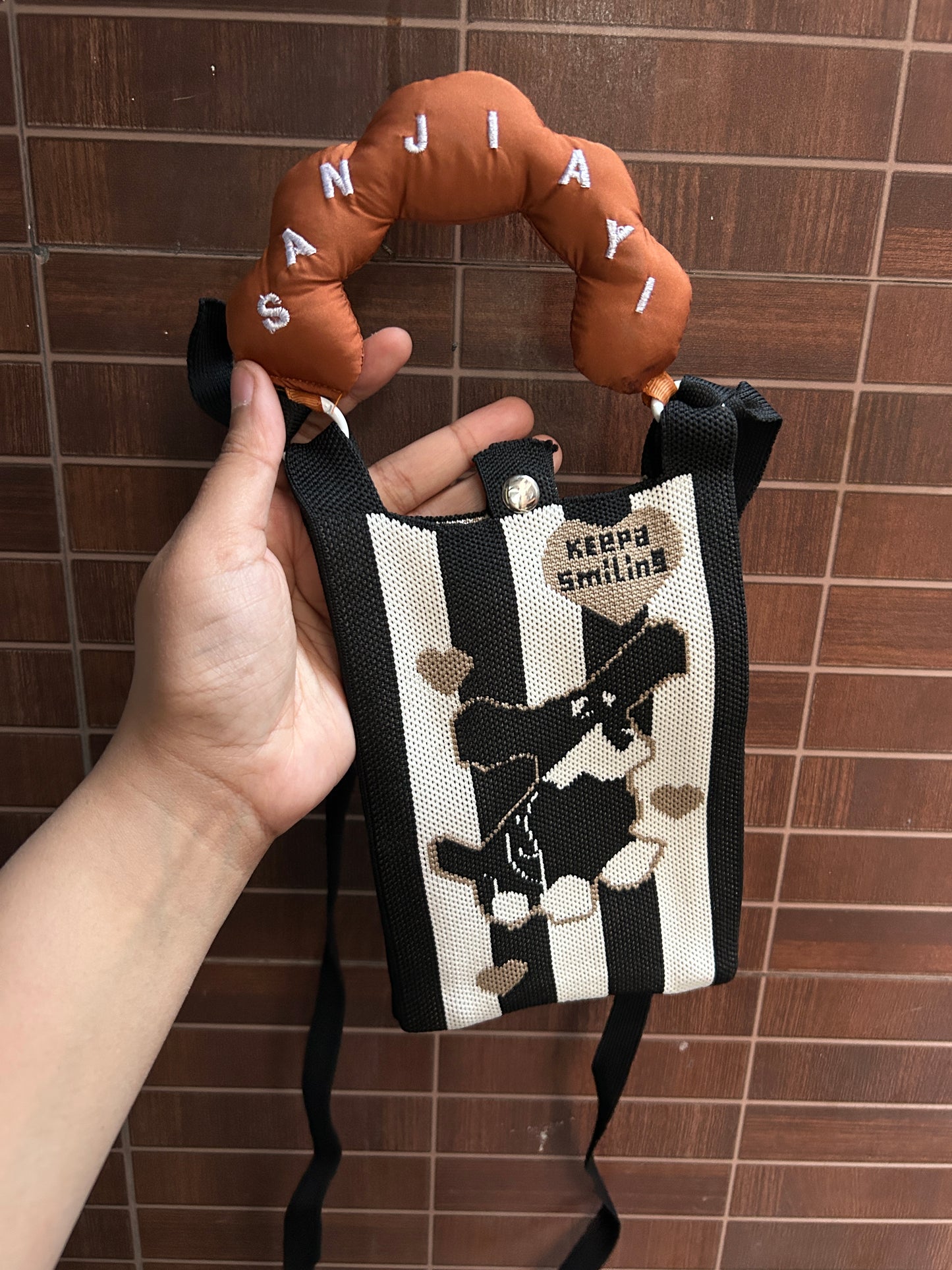 Viral Korean Mobile Sling Pouch Black