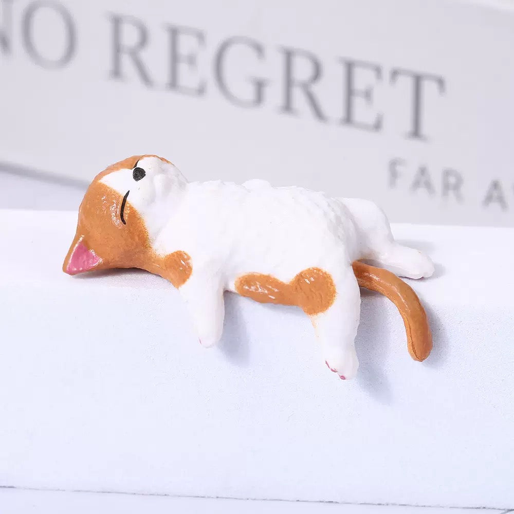 Cute Lying Kitty Phone Topper With Glue