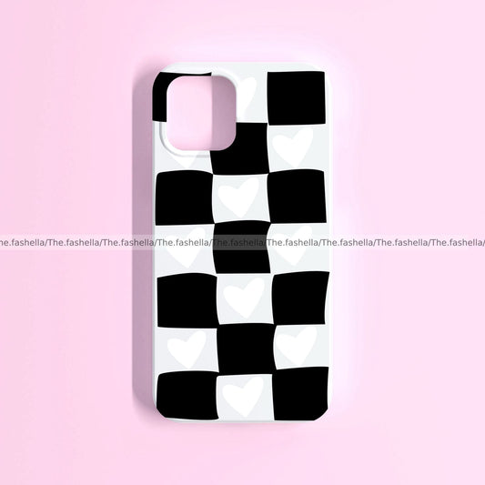 Aesthetic checks & heart black case